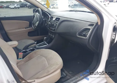 2013 Chrysler 200 Touring from USA, damaged, VIN 1C3CCBBB6DN556602